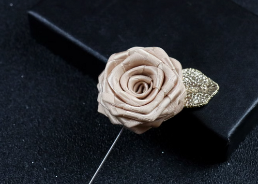 MOGALIO Handmade Brooch